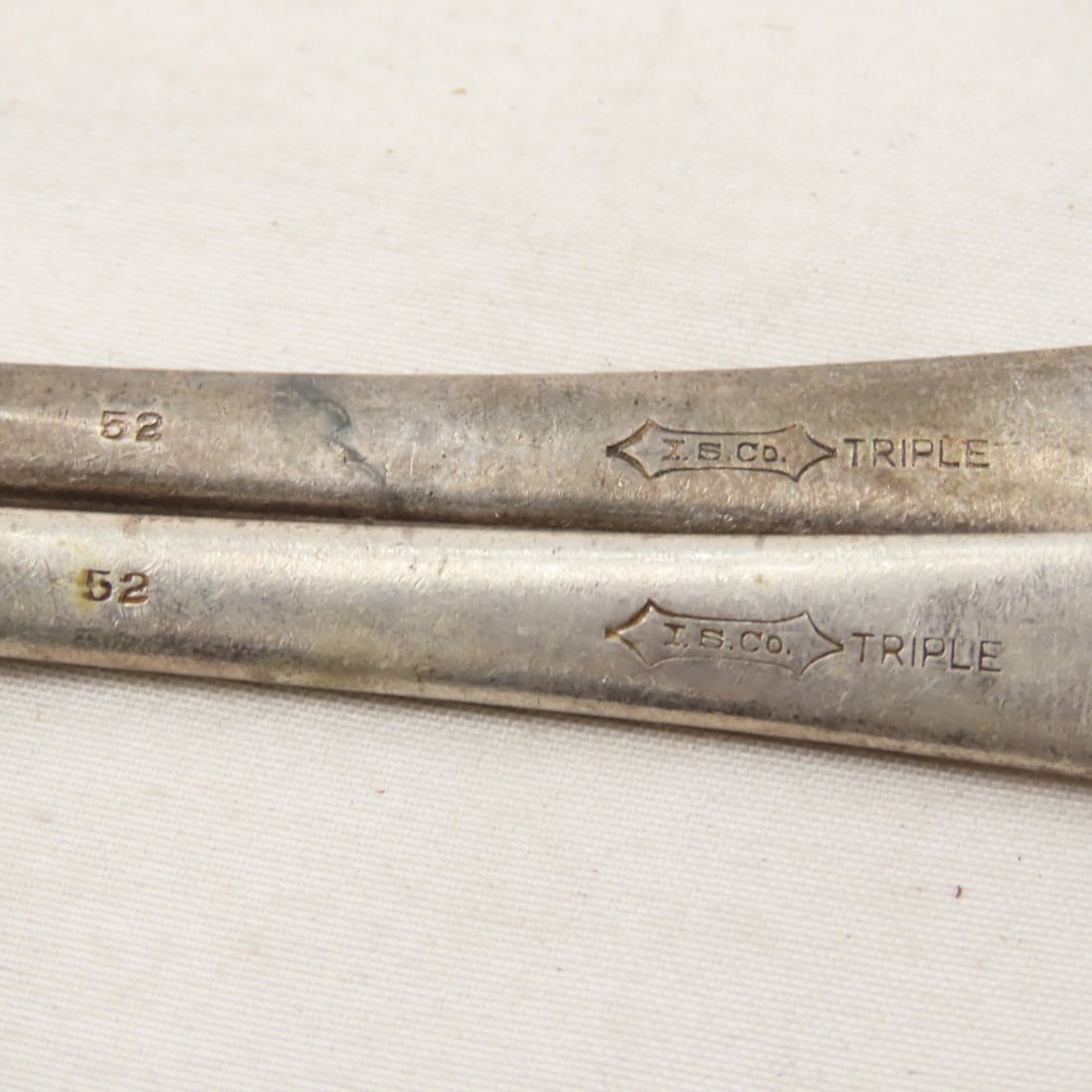 US Military Silverware in plastic tray - 17