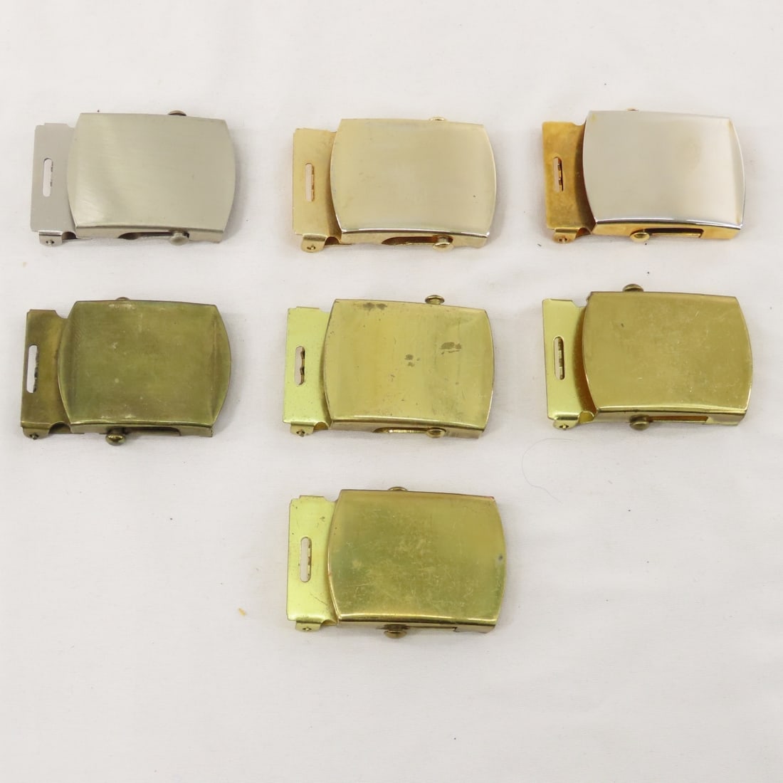 US Military belts, straps, ammo belt, buckles - 11