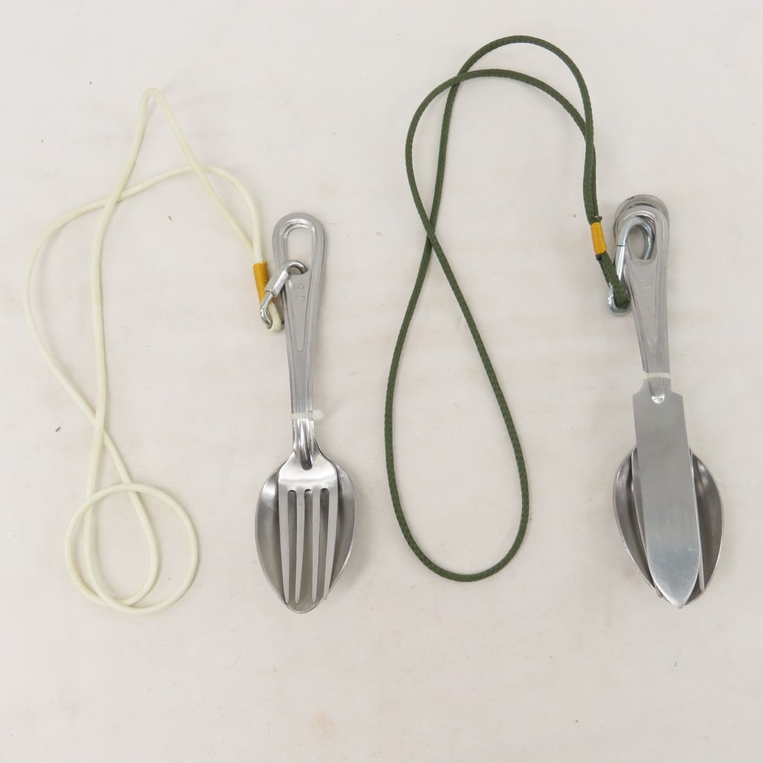 Vintage US Military Patches, Pins, Pouches & More - 17