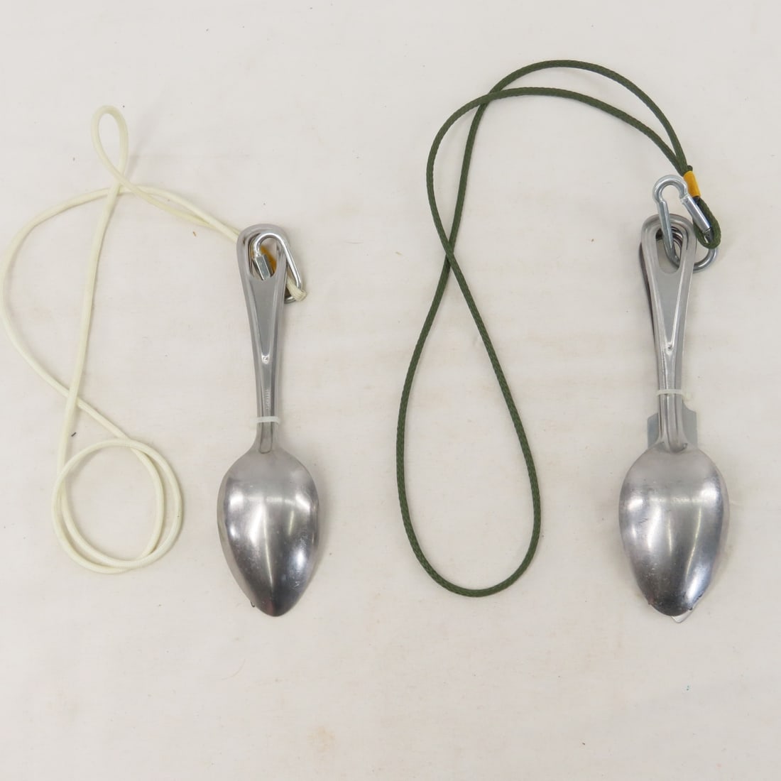 Vintage US Military Patches, Pins, Pouches & More - 18