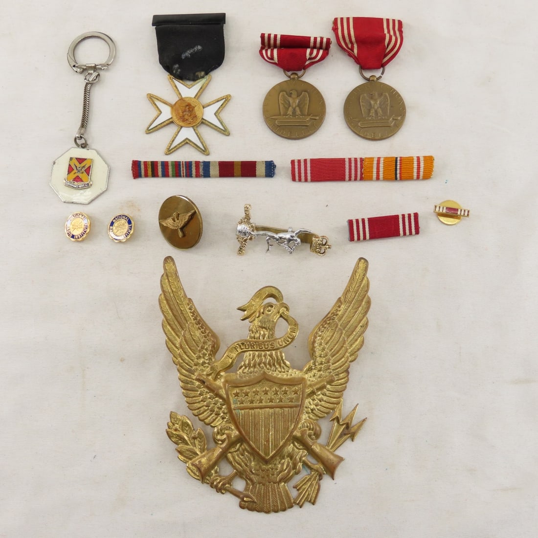 Vintage US Military Patches, Pins, Pouches & More - 8