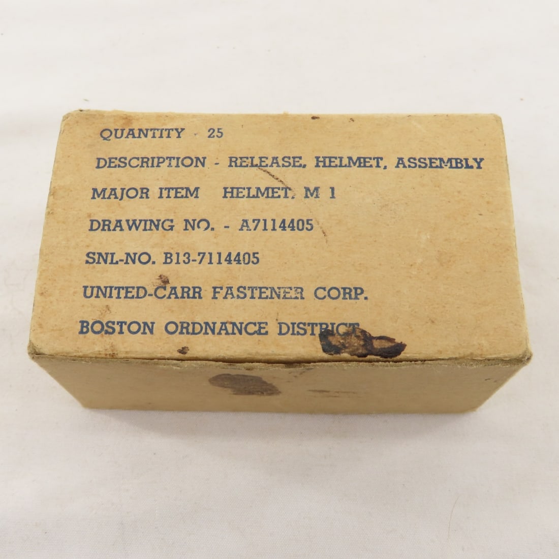 Vintage & Modern US military helmet liners, straps - 12