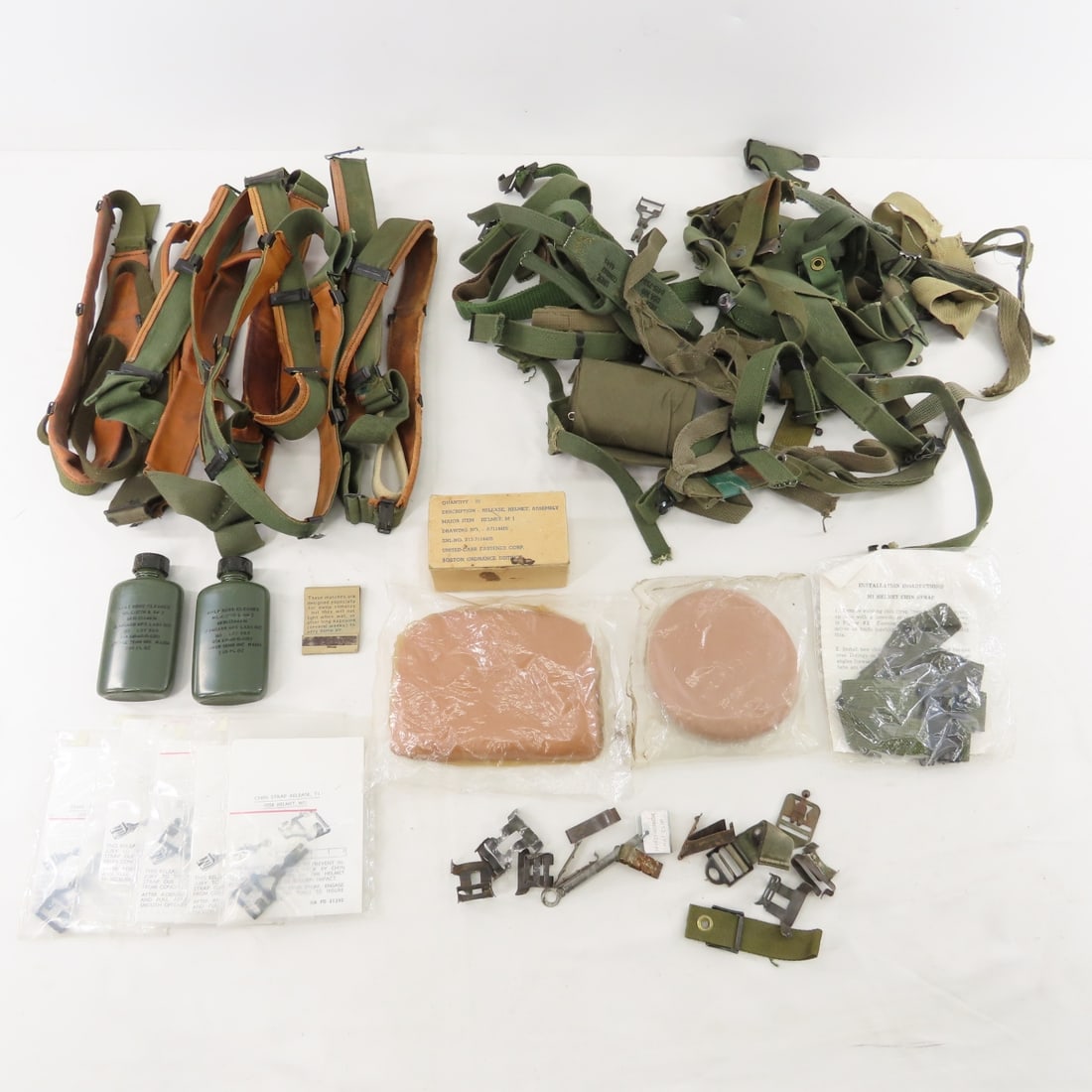 Vintage & Modern US military helmet liners, straps (1 of 15)