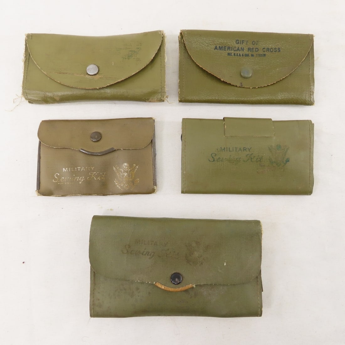 WWII US Military Toiletries, sewing kits & more - 10