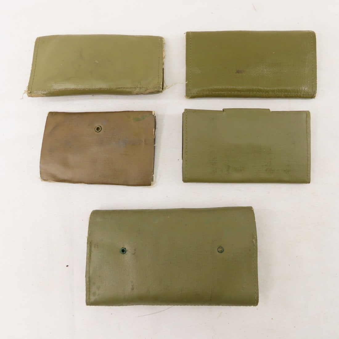 WWII US Military Toiletries, sewing kits & more - 12