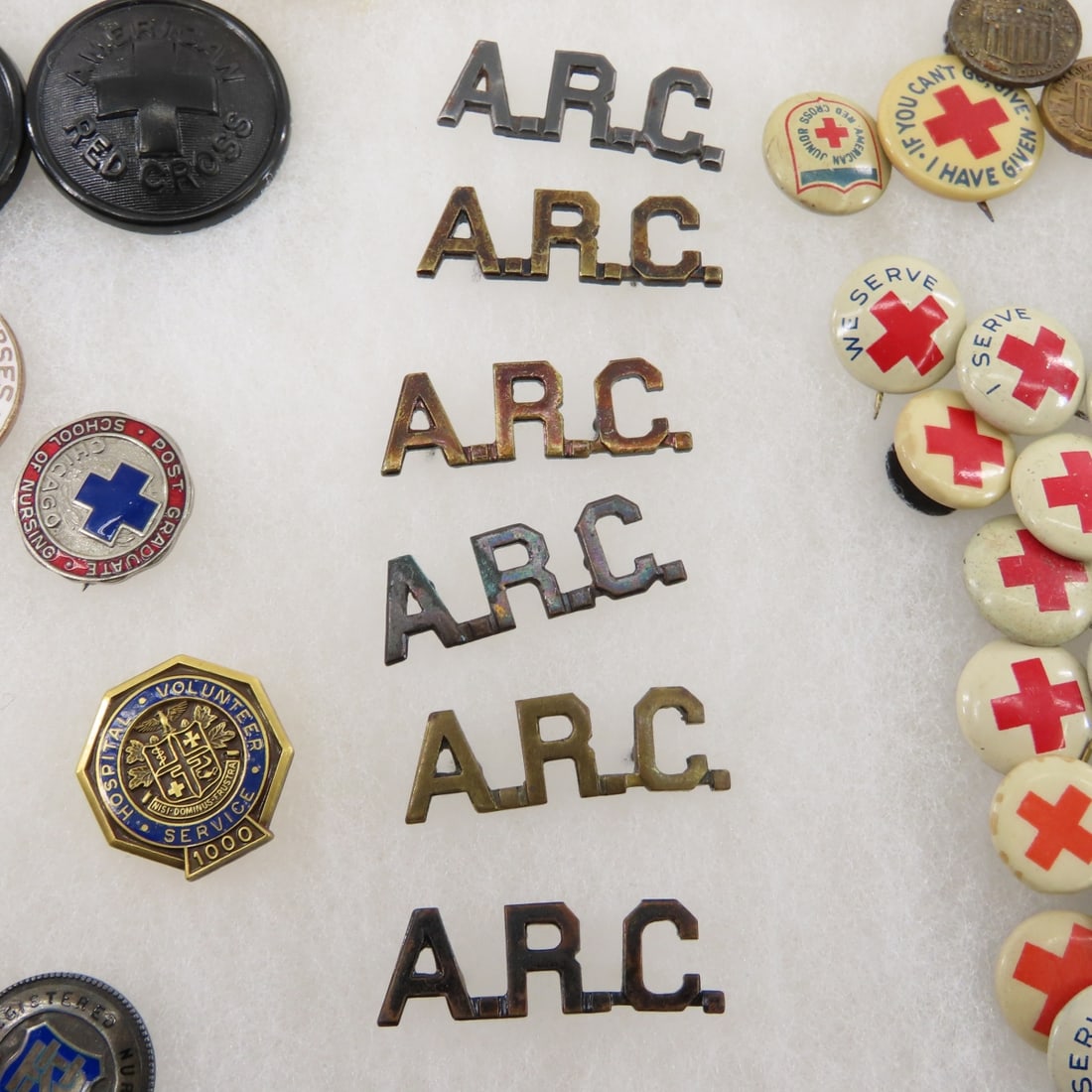 Collection of Red Cross Pins & badges - 11
