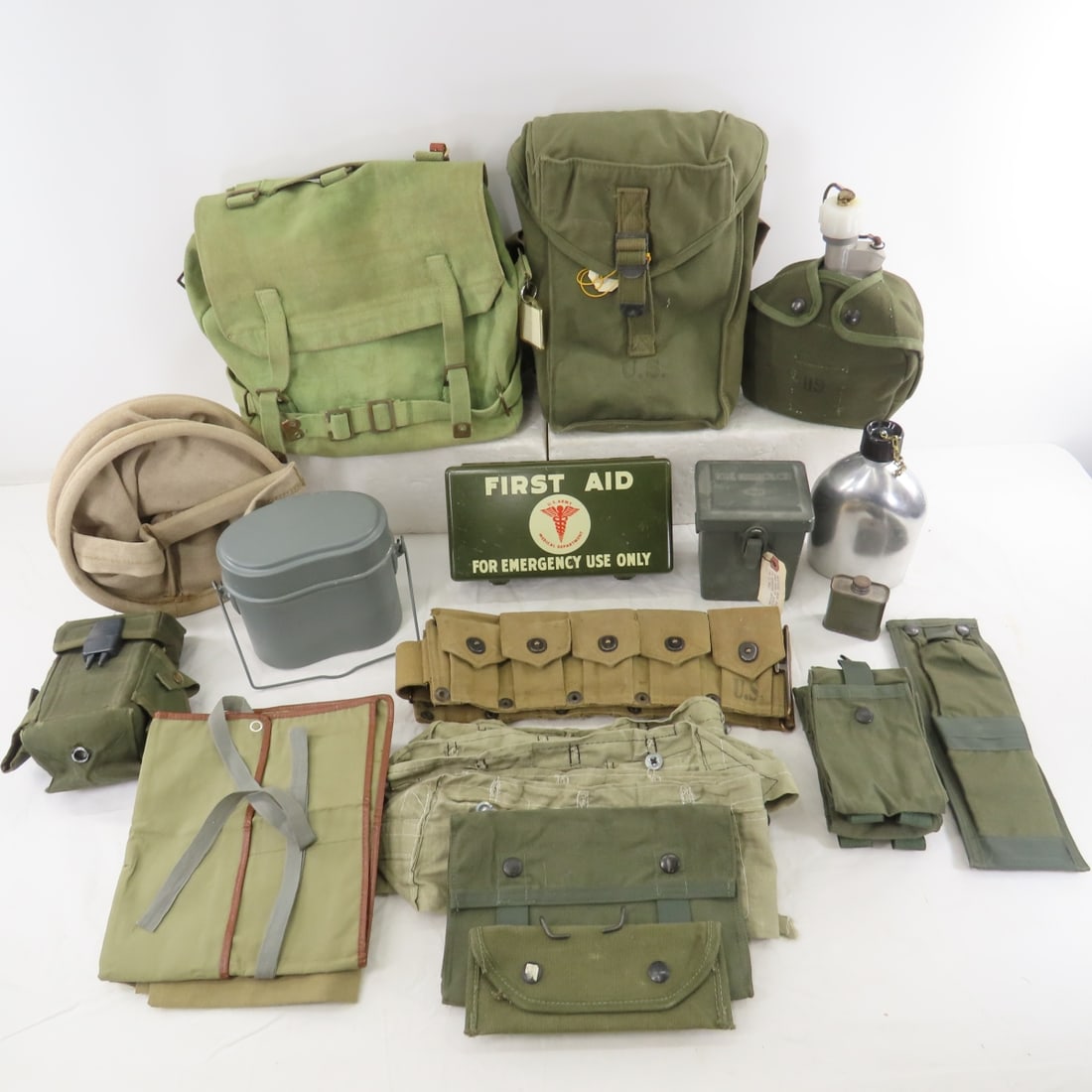 Collection of US Military Bags, Pouches, Cans (1 of 17)