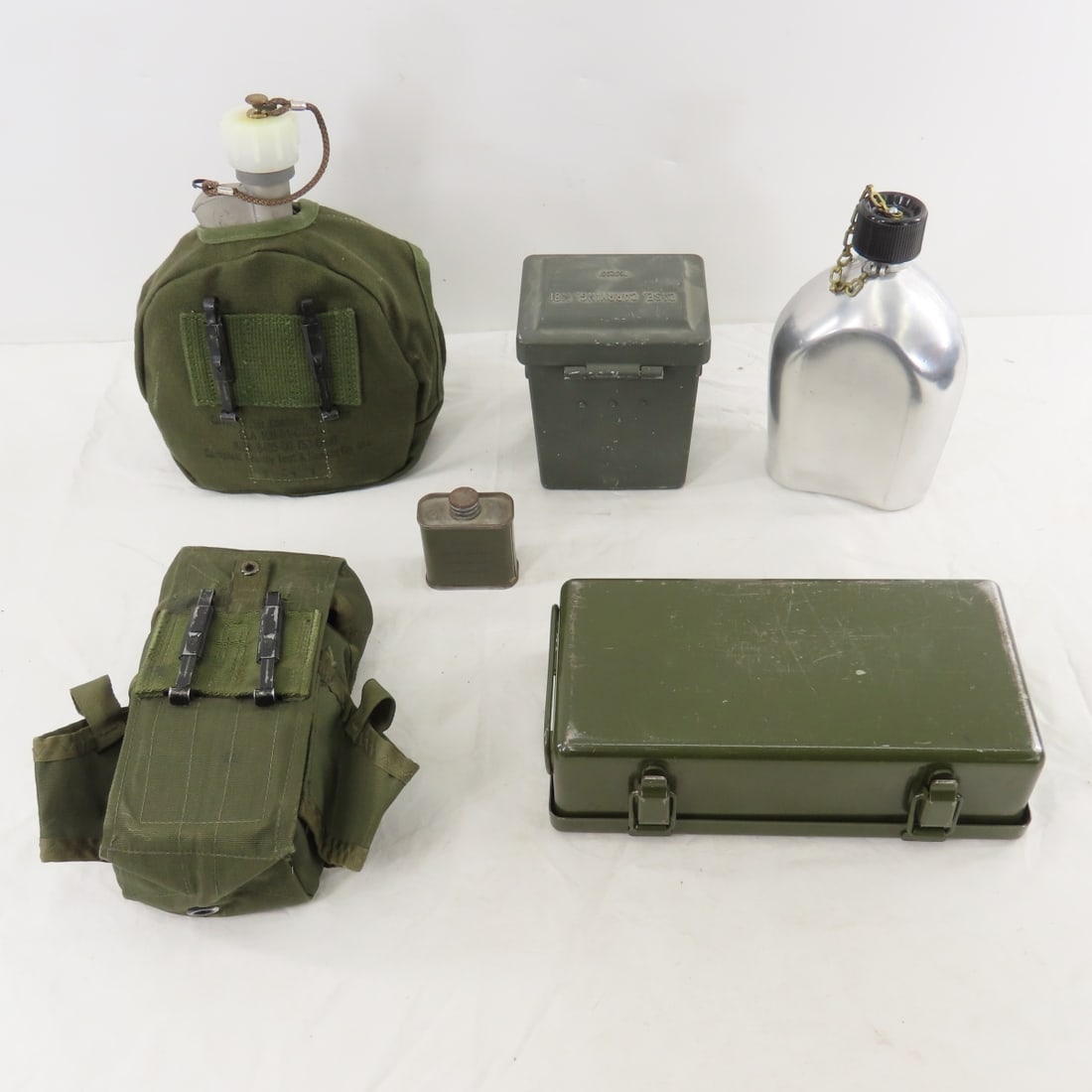Collection of US Military Bags, Pouches, Cans - 3