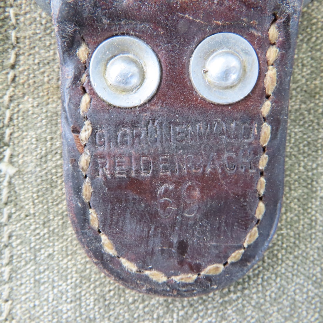 1960s Swiss Army Salt & Pepper Backpack - 9