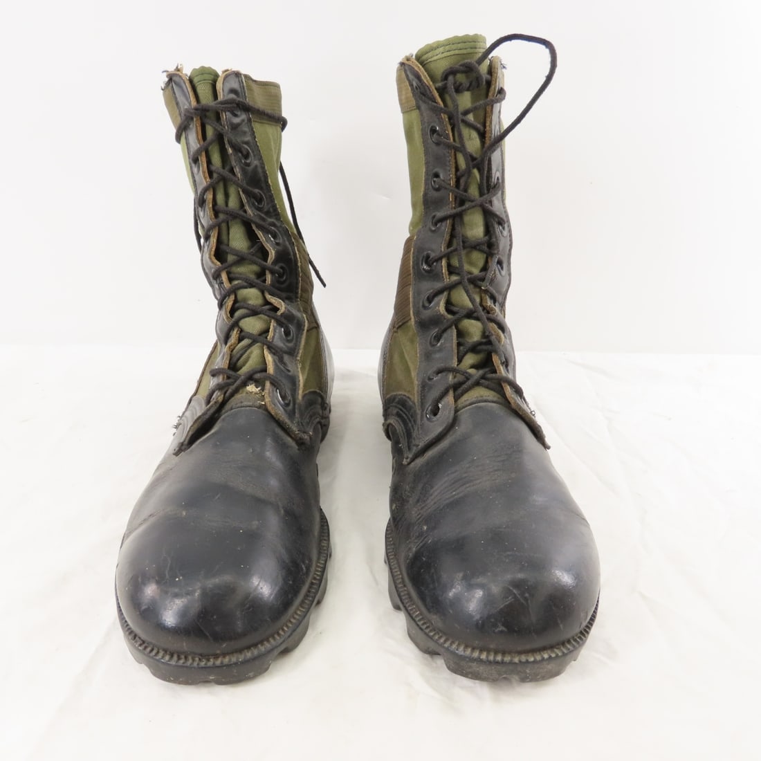 US Army Spats & Vietnam Combat Boots - 3