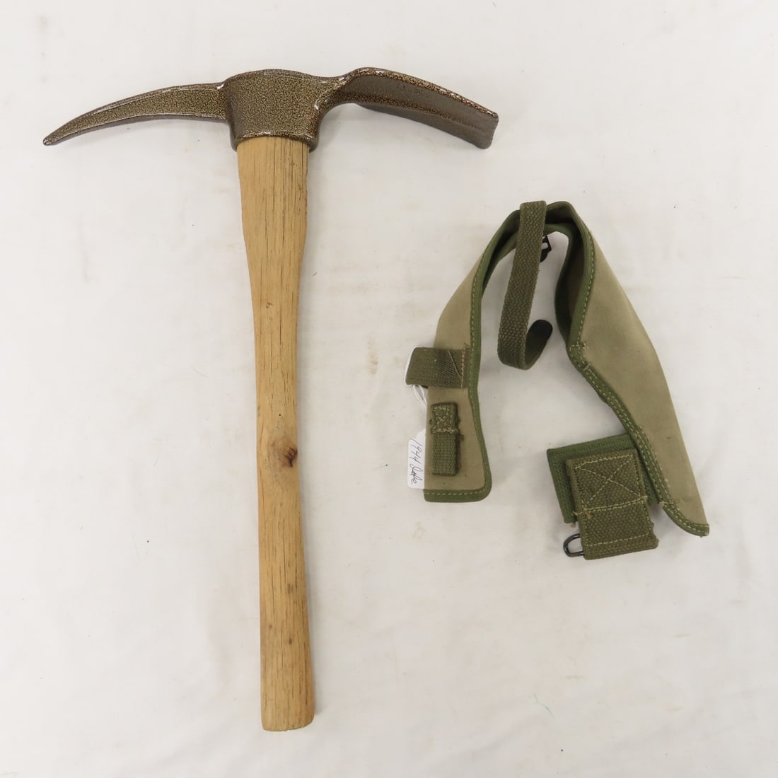 Military Entrenching Tools, Machete, Knife & more - 8
