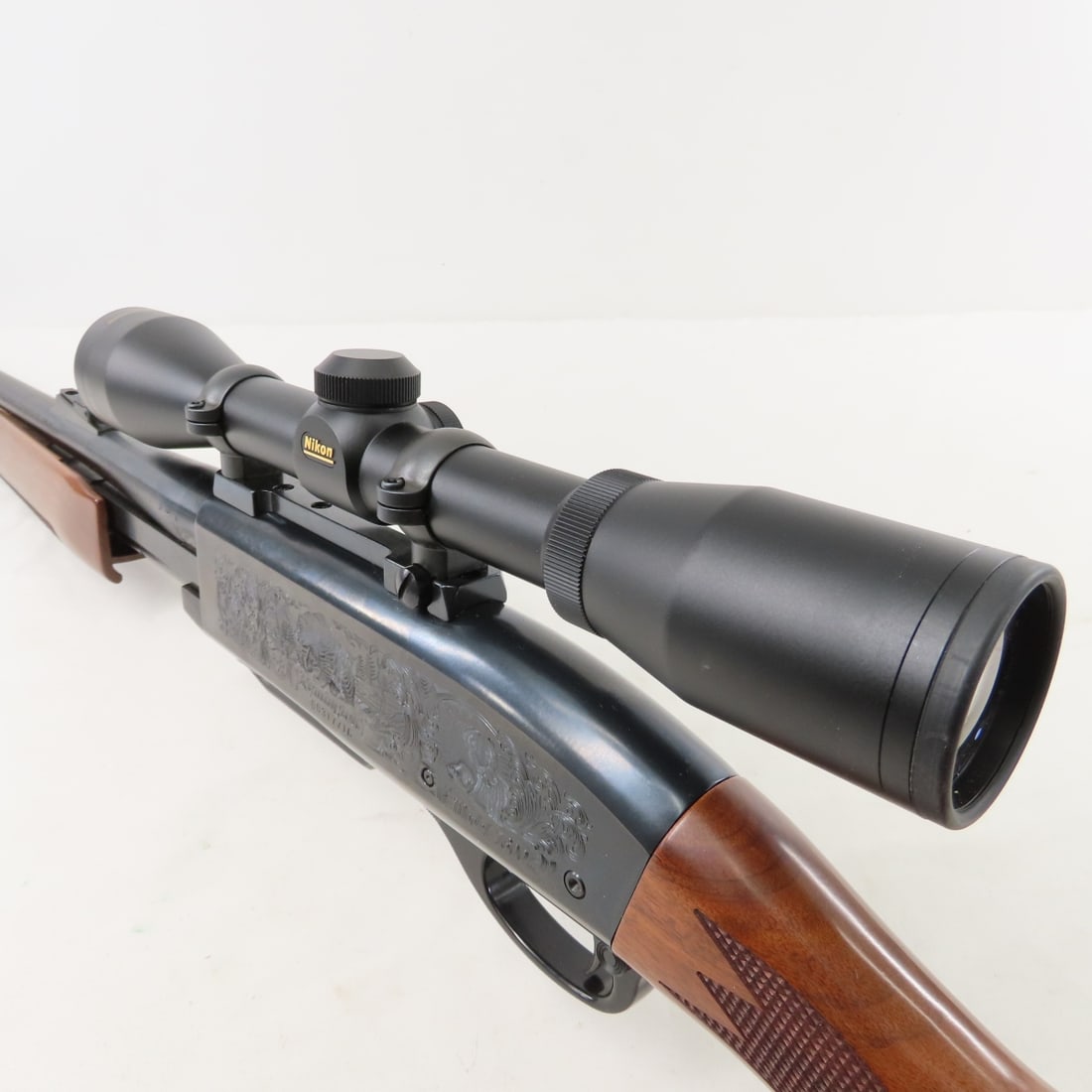 Remington Model 7600 Deluxe .270 WIN Rifle w/Scope - 7