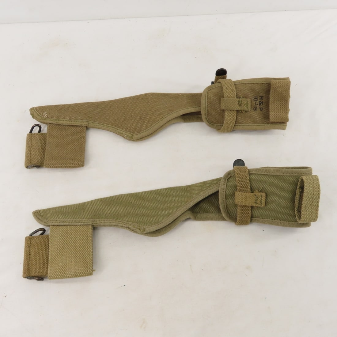 6 WWII US Military pick-mattock covers & 1 pickaxe - 13