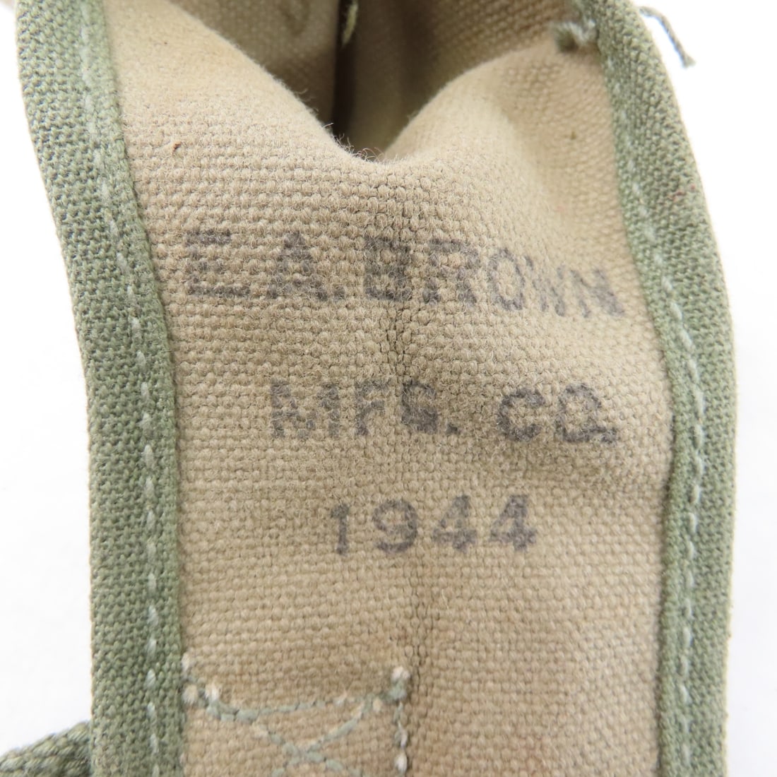 7 WWII US Military pick-mattock covers & 1 pickaxe - 13