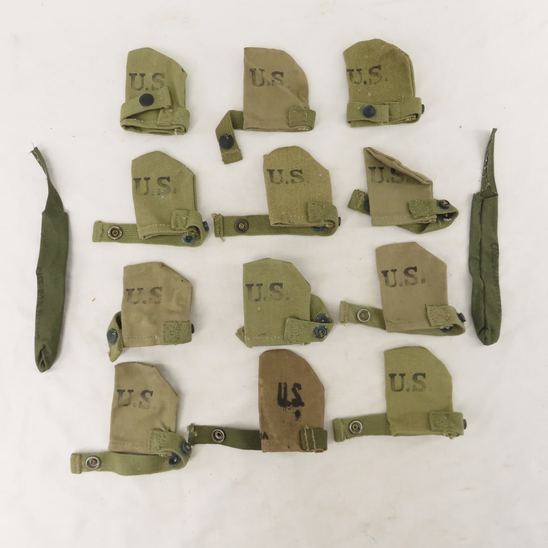 US Military barrel covers & gun cleaning rods - 16