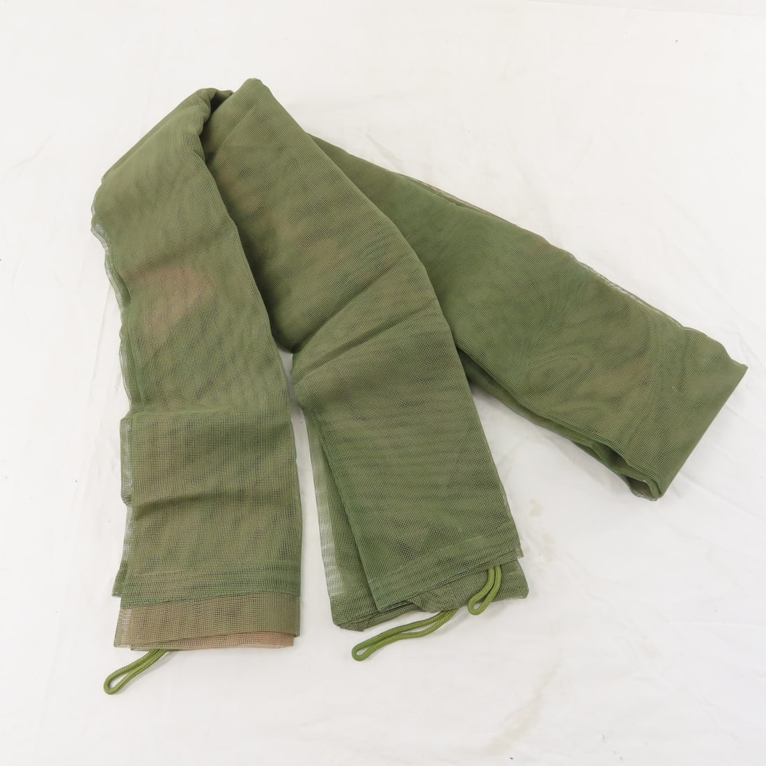 WWII US Army M1943 Shovel, Tent Pack & Bug Net - 13