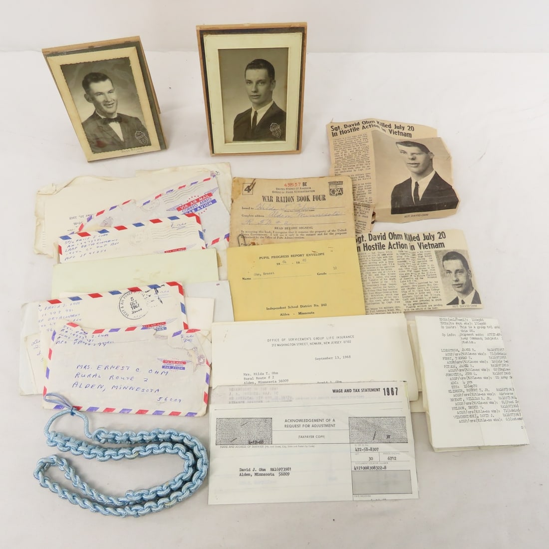 Vietnam Soldier KIA medals with named Purple Heart - 18