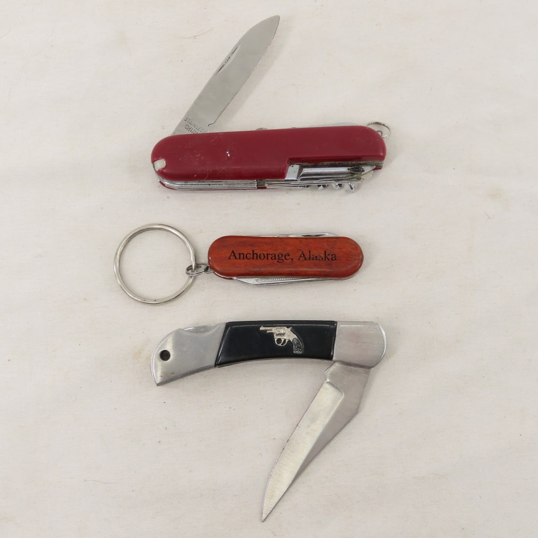 Broadheads, Schrade Walden Knife & 3 Pocket Knives - 17