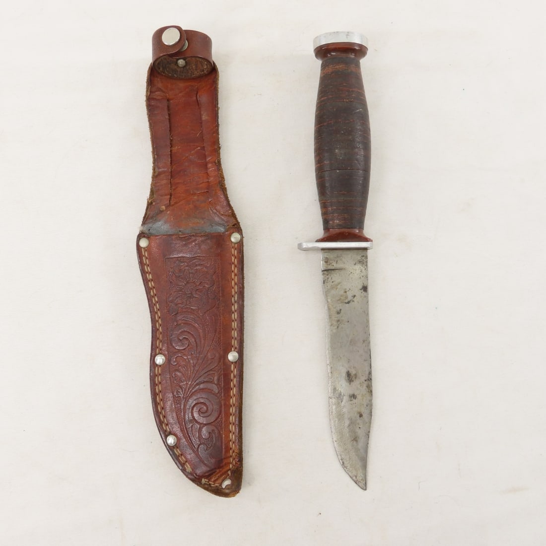 Broadheads, Schrade Walden Knife & 3 Pocket Knives - 2