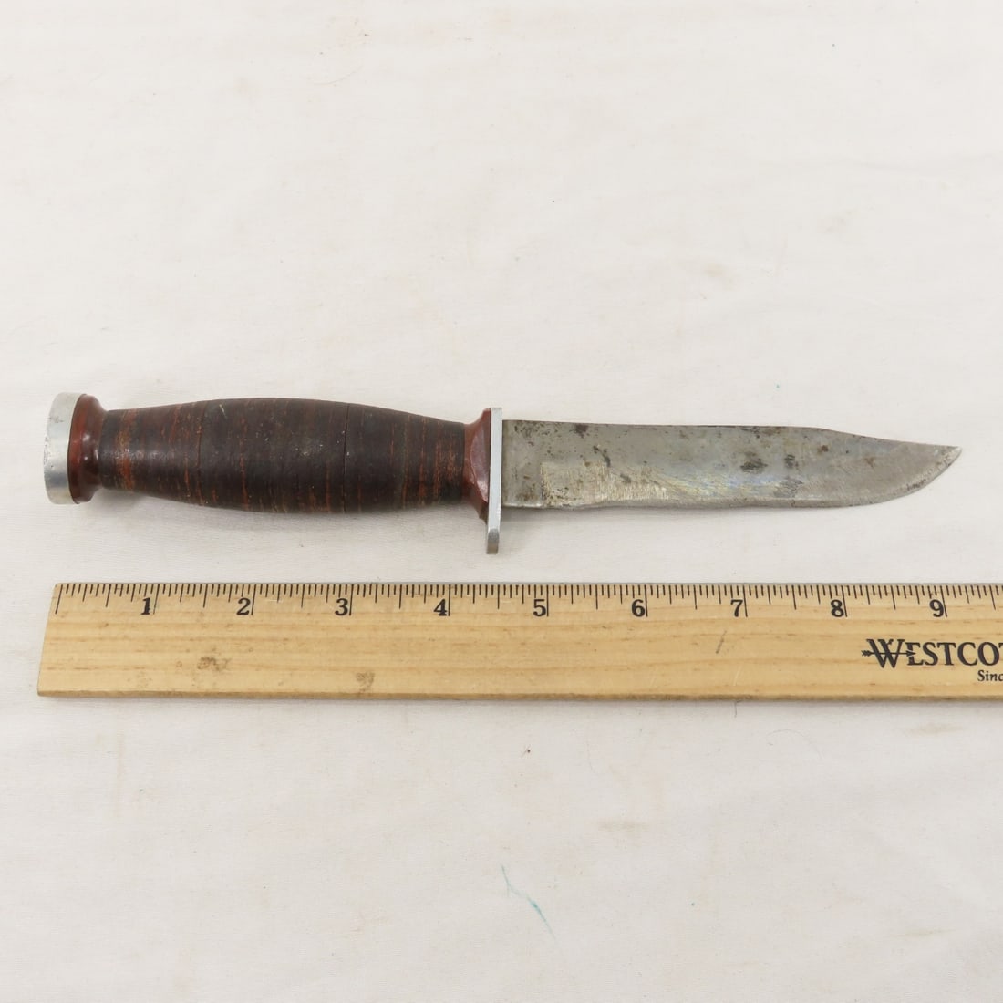 Broadheads, Schrade Walden Knife & 3 Pocket Knives - 3