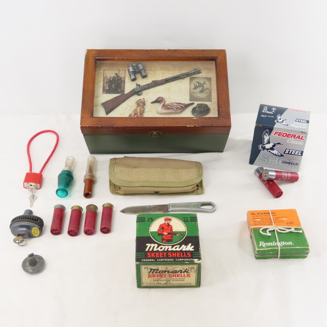 25 Rounds Federal 12GA, Empty Monark box & more (1 of 18)