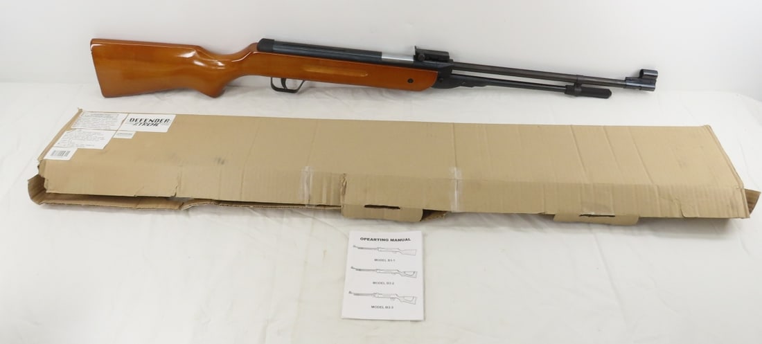 Defender XTreme B3-1 Single Shot 22 Lever BB Rifle: Defender XTreme B3-1 Single Shot 22 Lever BB Rifle - 18" barrel, hooded front sight, pull down lever pump, works great- like new, wood stock, with manual in original box (rough) Please know local laws