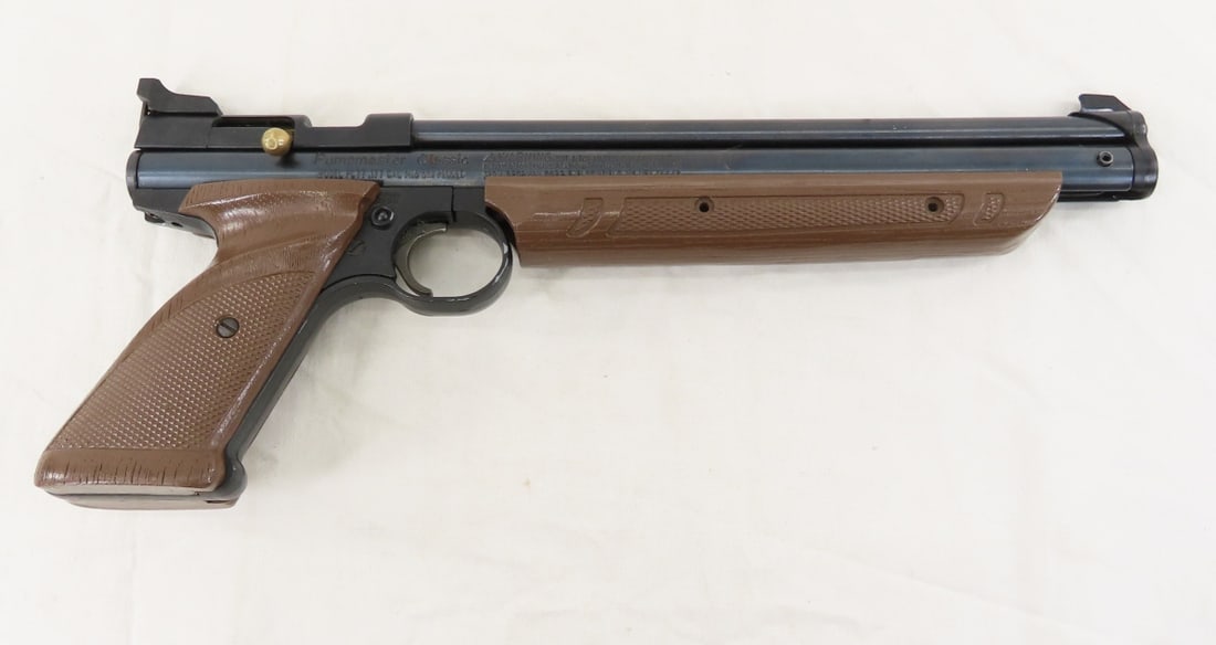 Crosman PC77 Pumpmaster Classic .177 Air Pistol: Crosman PC77 Pumpmaster Classic .177 Air Pistol - single shot, pull down multi-pump, works great, excellent condition, synthetic grips. Please know local laws before bidding. Lot size: 14 x 7