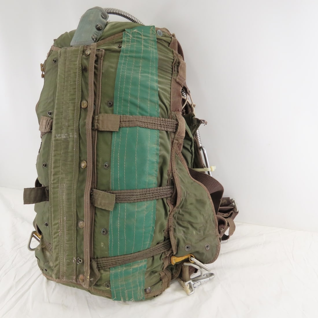 US Military Parachute Harness & Pack - 6