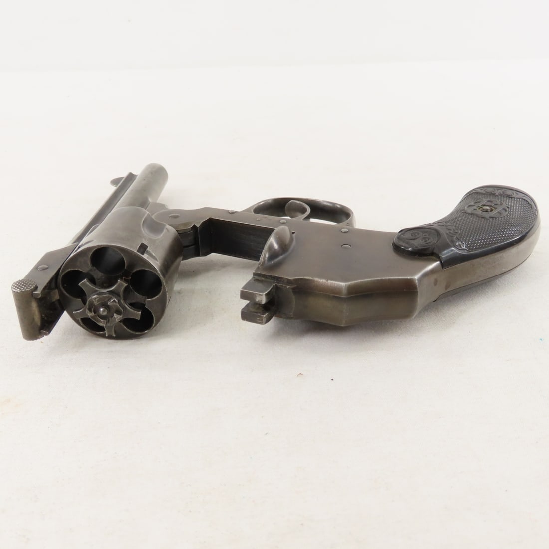 Iver Johnson Safety Auto Hammerless 38S&W Revolver - 4