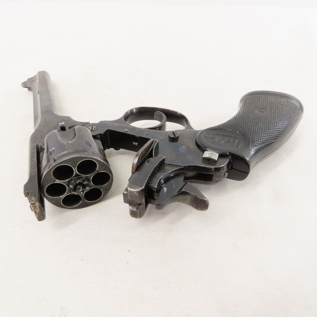 Webley MIV .38/200 - 38 S&W Revolver - 4