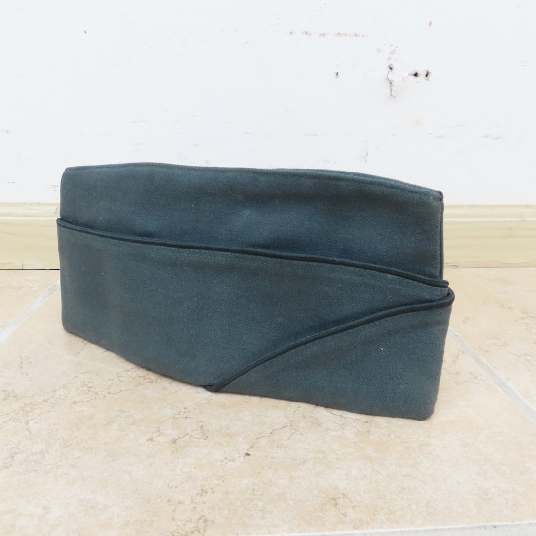 4 US Army Dress jackets with Insignia & More - 10