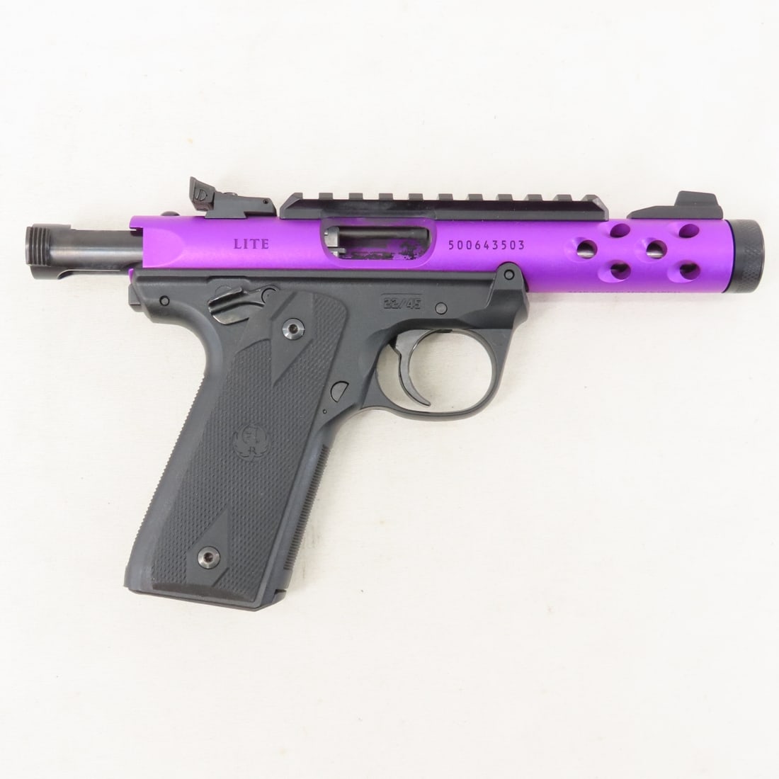 Ruger Mark IV Lite 22/45 .22 Pistol Model 43915 - 4