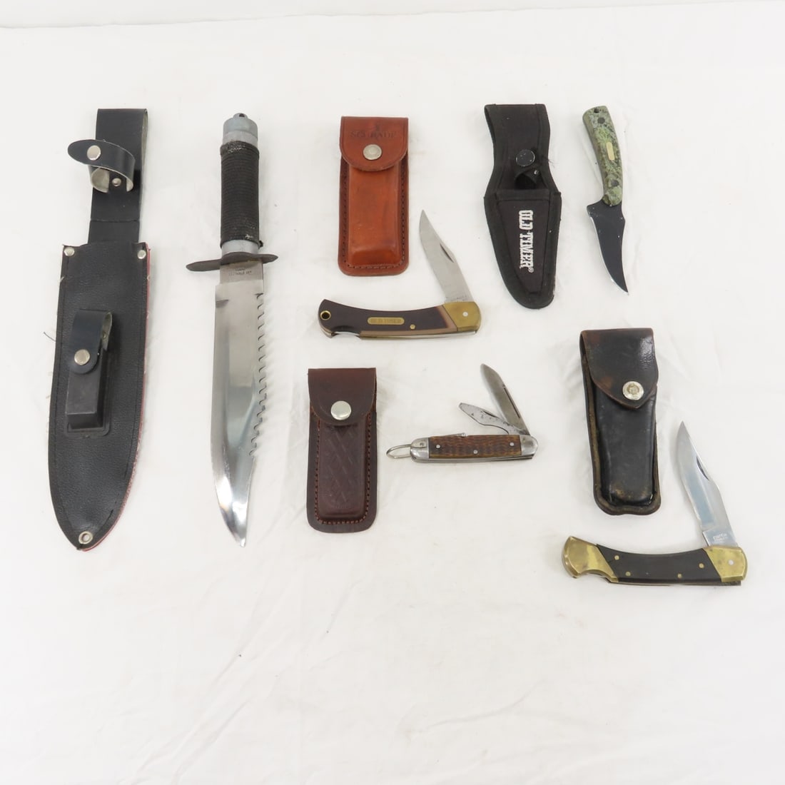 2 Fixed Blade Knives & 3 Pocket Knives (1 of 20)