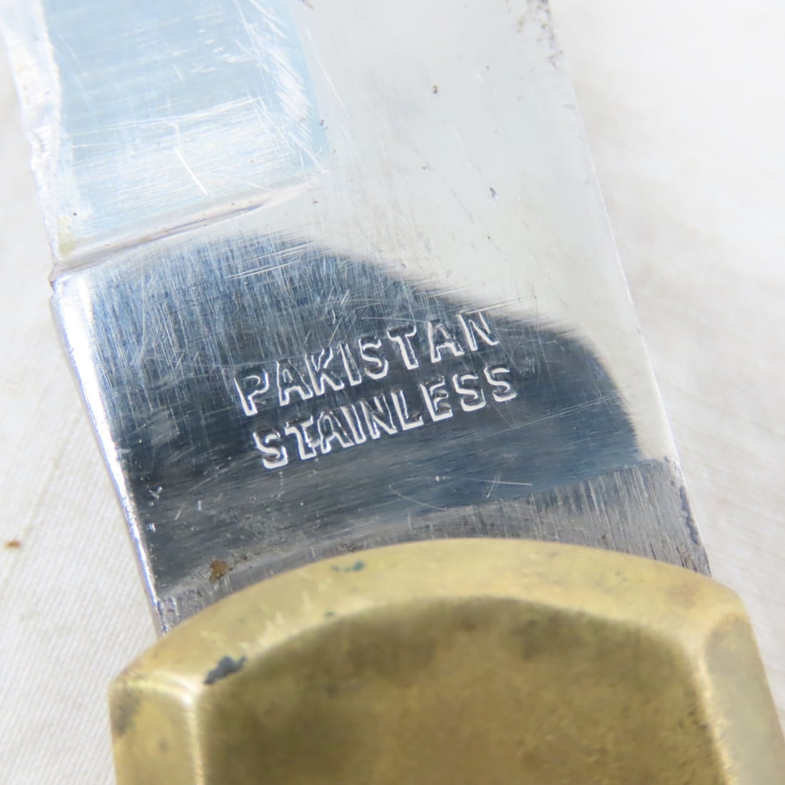 2 Fixed Blade Knives & 3 Pocket Knives - 5