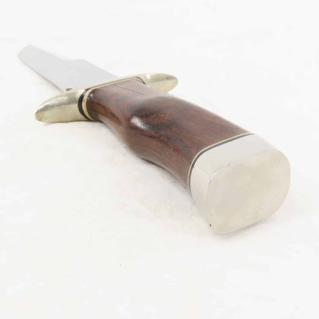 Bear MGC & signed Bowie Knife - 10