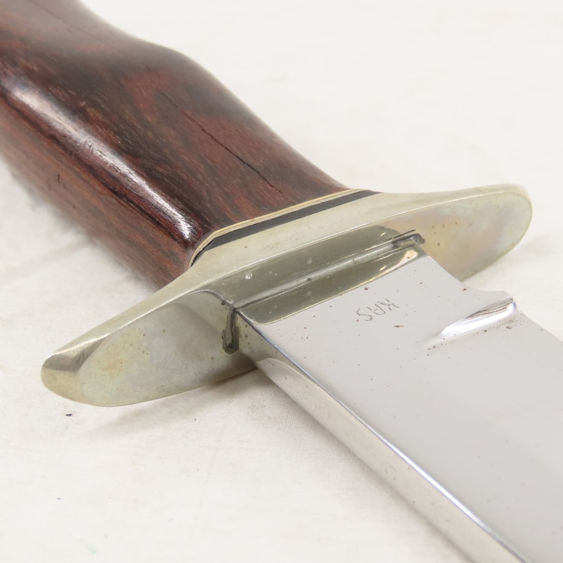 Bear MGC & signed Bowie Knife - 8