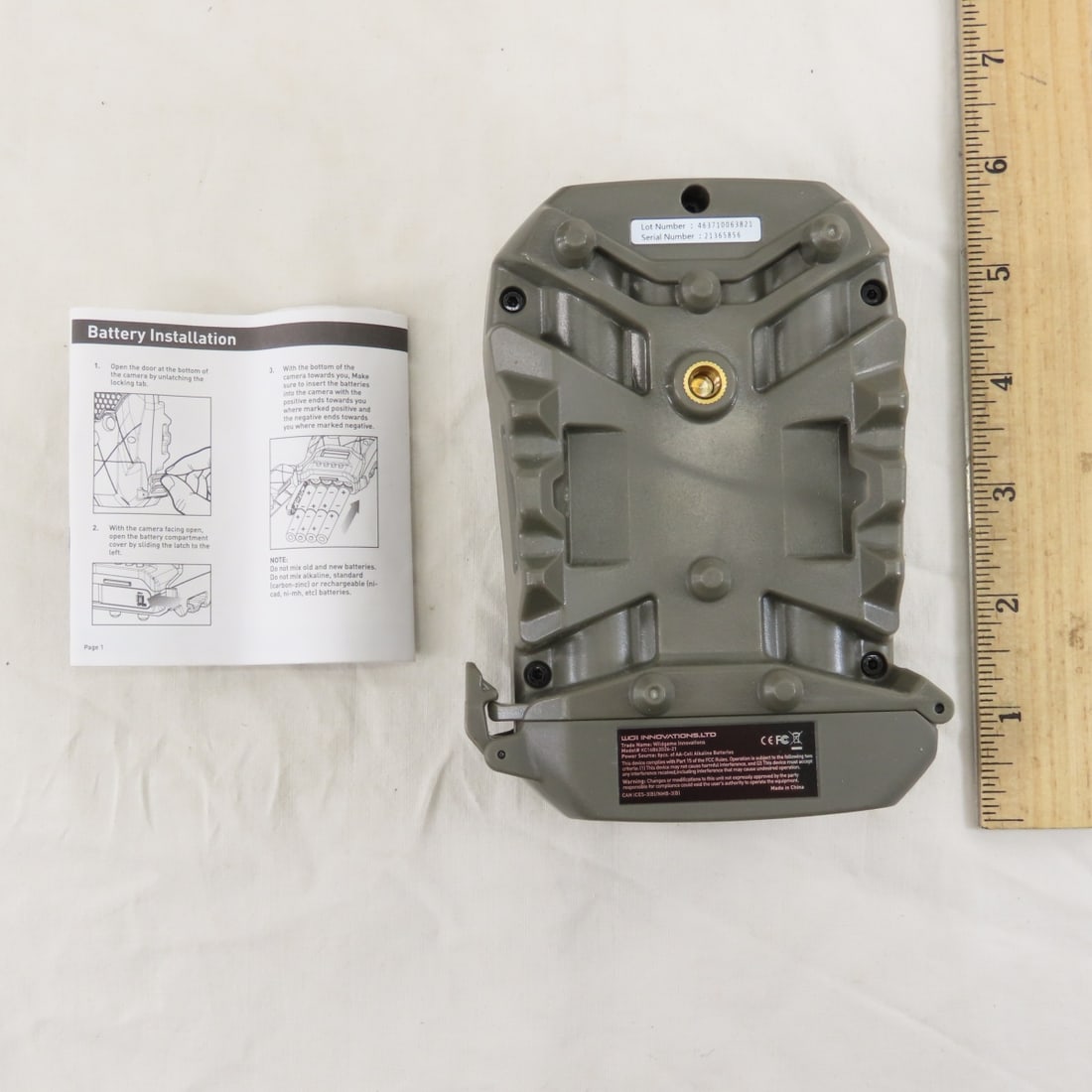 Wild game Trail Cam and 4 Shooting Bags - 3