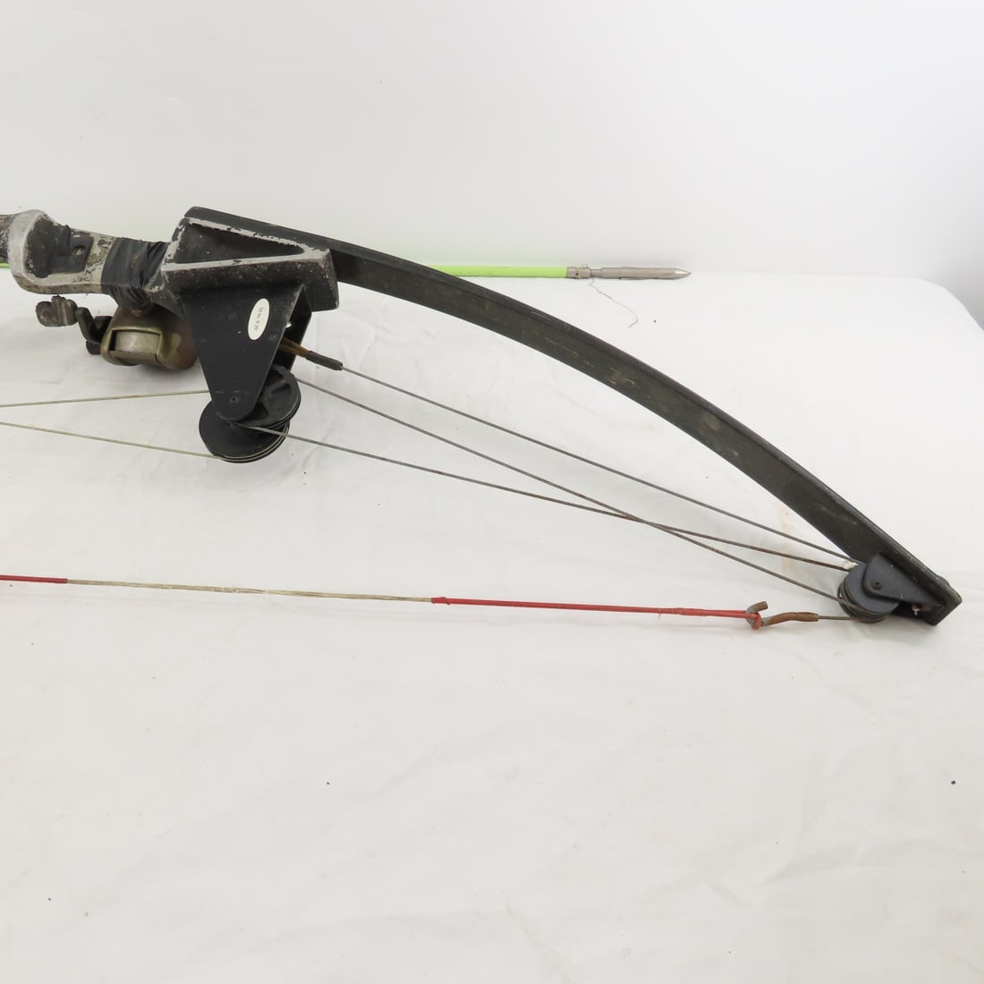 Herter's Compound Fishing Bow with Arrow - 9