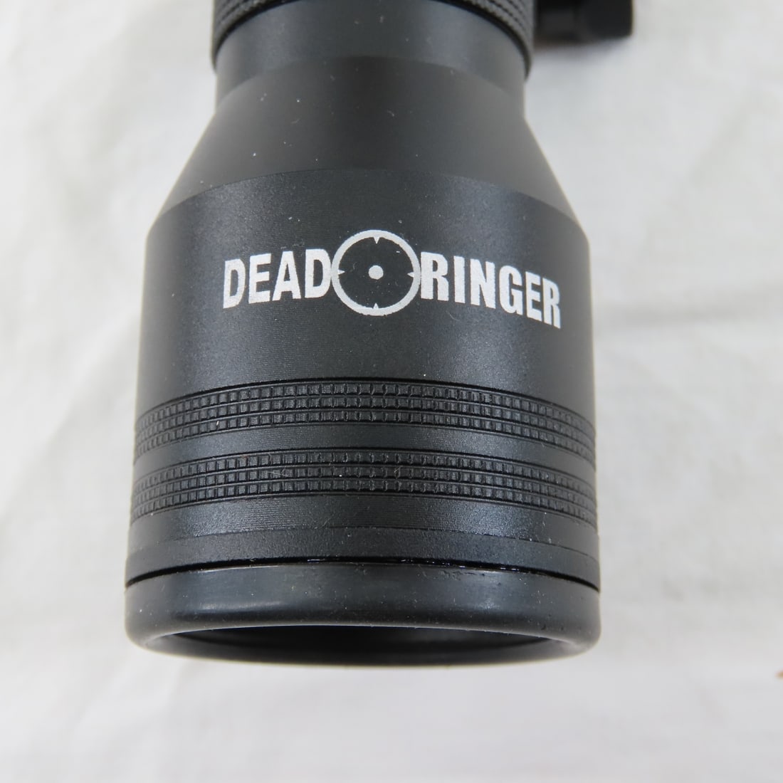 Dead Ringer Scope 2.5 x 20 Scope- like new in box - 12