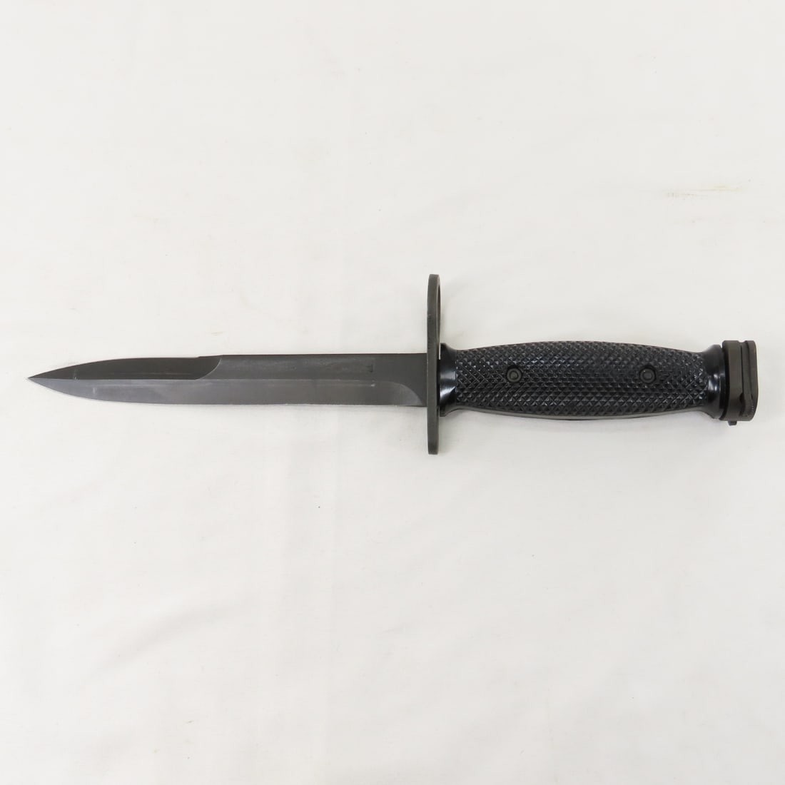Vintage US Military Colt's M7 Bayonet & Scabbard - 5