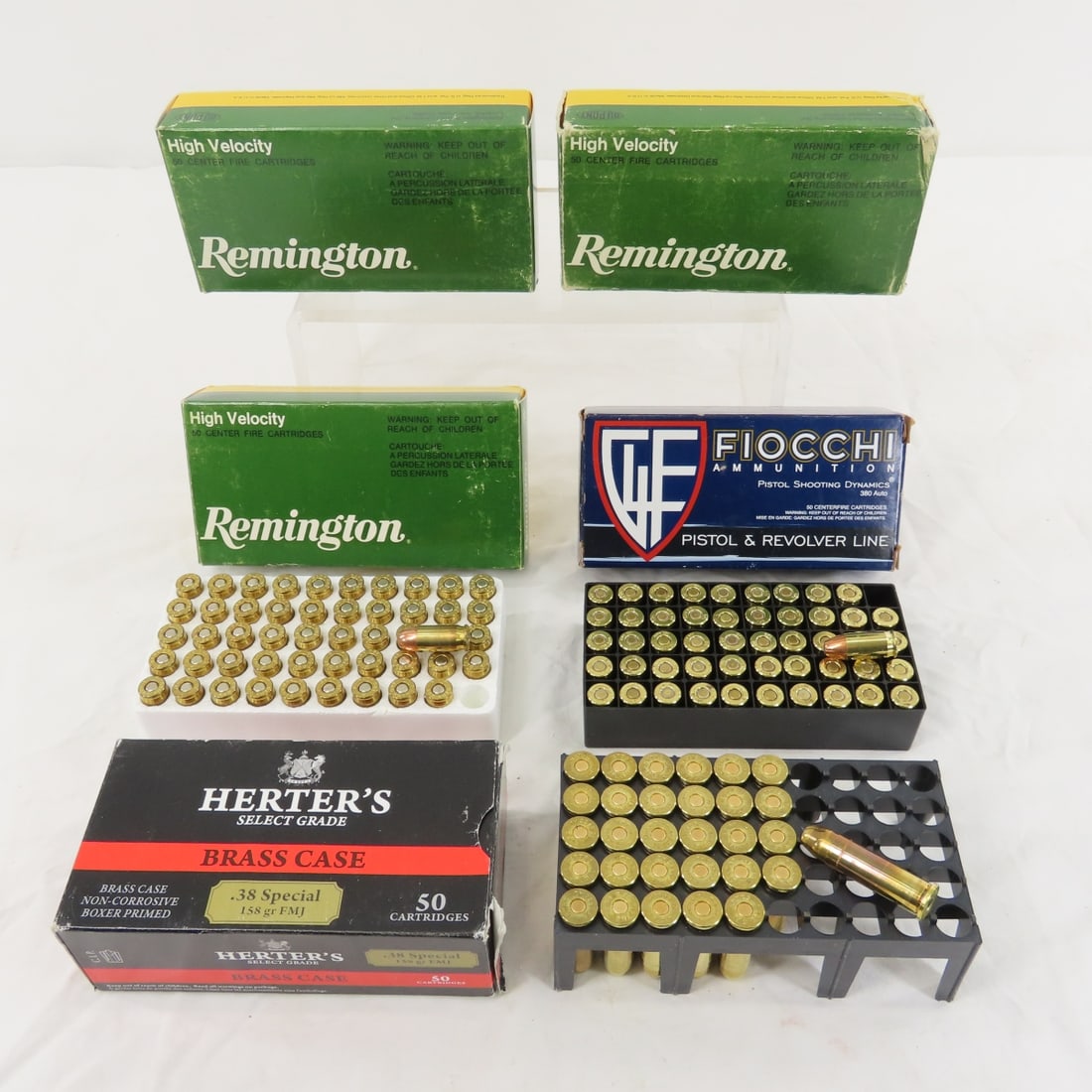 Ammunition: 200 rds .380 AUTO & 30 rds .38 Special: Ammunition: 200 rds .380 AUTO & 30 rds .38 Special - 1) 30 rds Herter's .38 special 158 gr FMJ in box, 2) 50 rds Fiocchi 380 AUTO 90 grs JHP, 3) 150 rds Remington .380 AUTO 88gr JHP (3 boxes). Lot siz