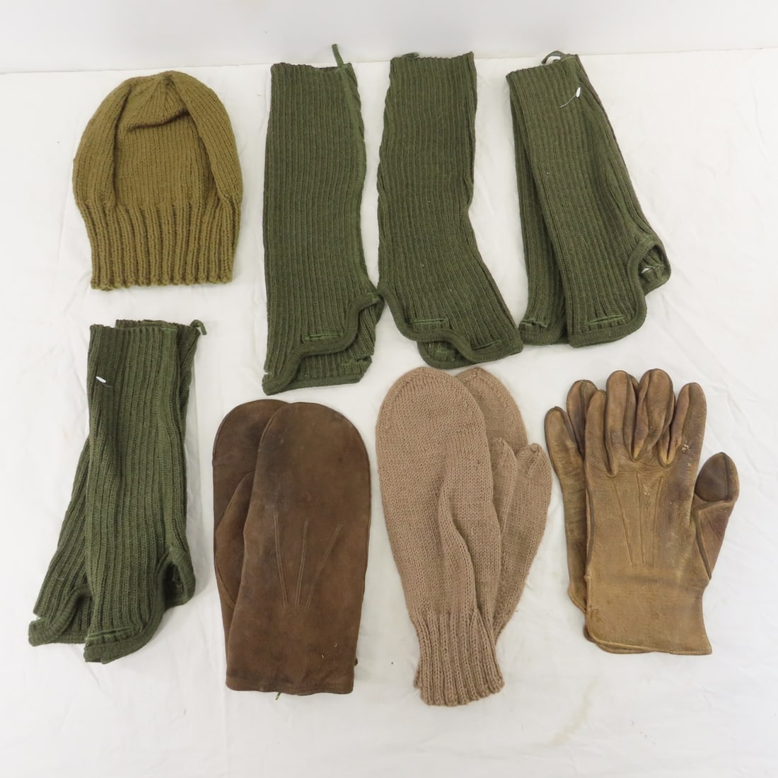 Vintage US Military Cold Weather Clothes & more - 17