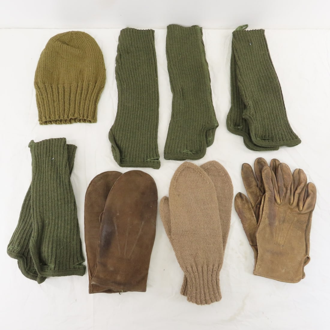 Vintage US Military Cold Weather Clothes & more - 18