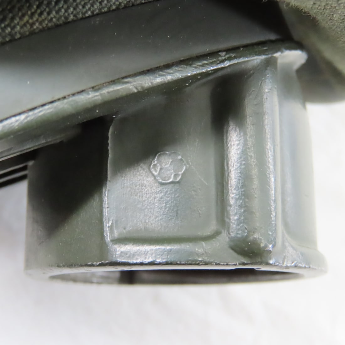 WWII German M38 Gas Mask & Canister - 9