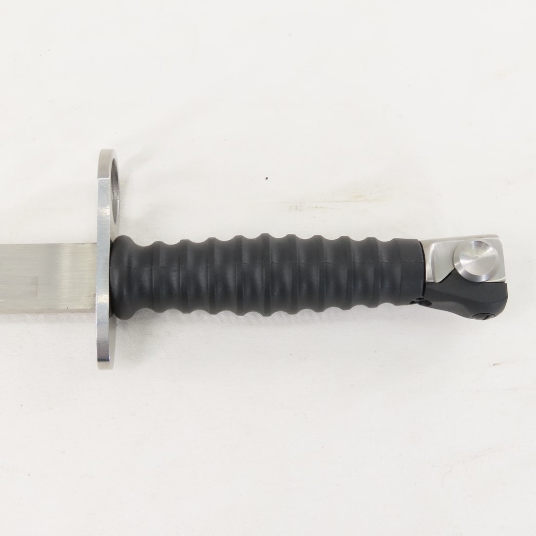 Reproduction Swiss M1957 Bayonet, Scabbard & Frog - 7