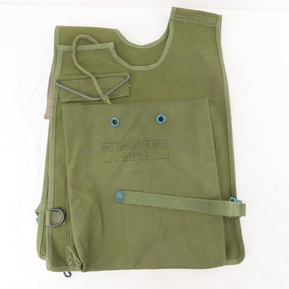 Vintage US Military Entrenching Tool, M2A1 Bag - 14