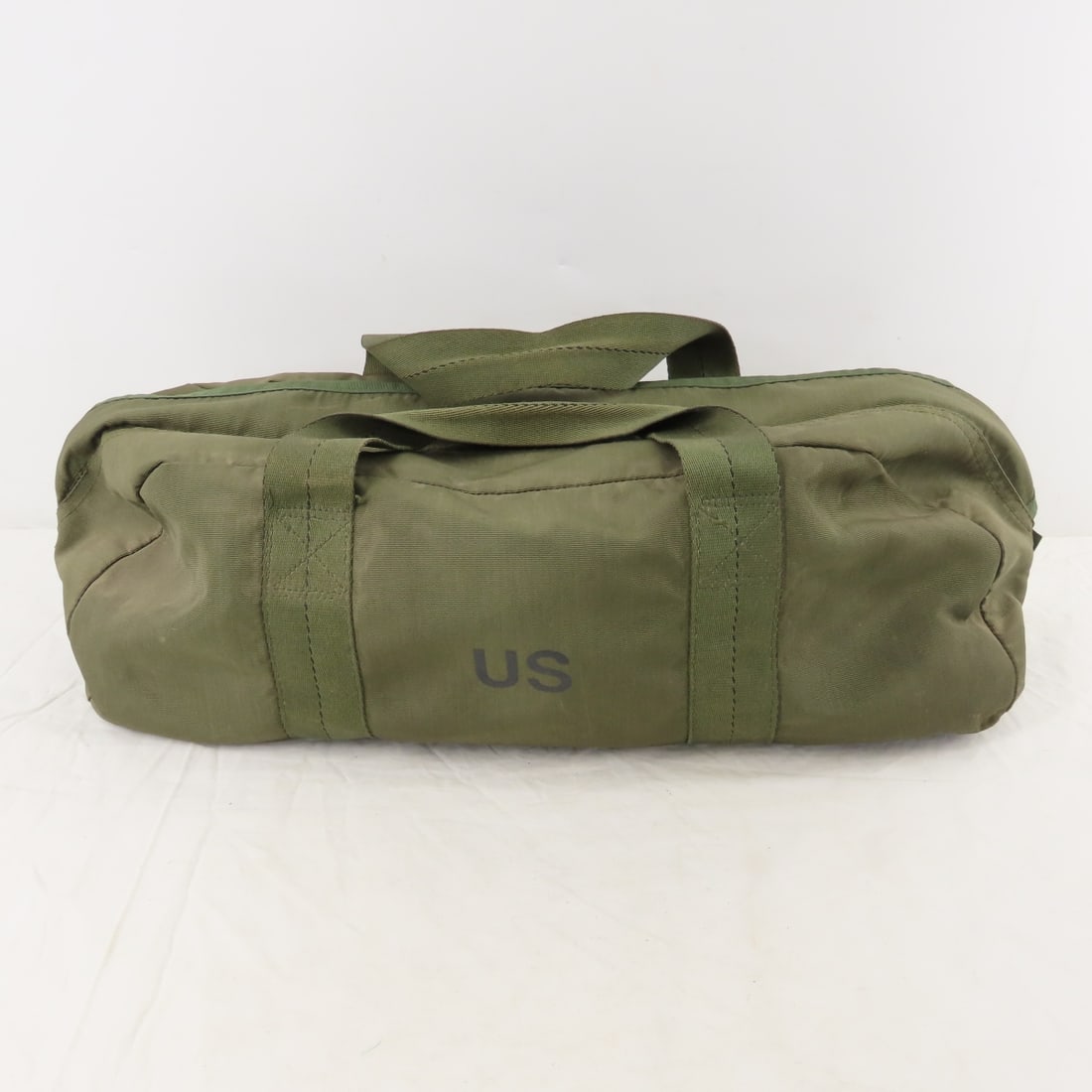 Vintage US Military Entrenching Tool, M2A1 Bag - 18
