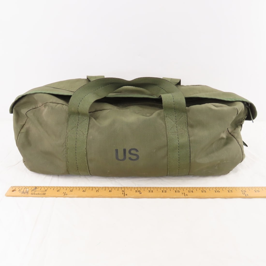 Vintage US Military Entrenching Tool, M2A1 Bag - 19