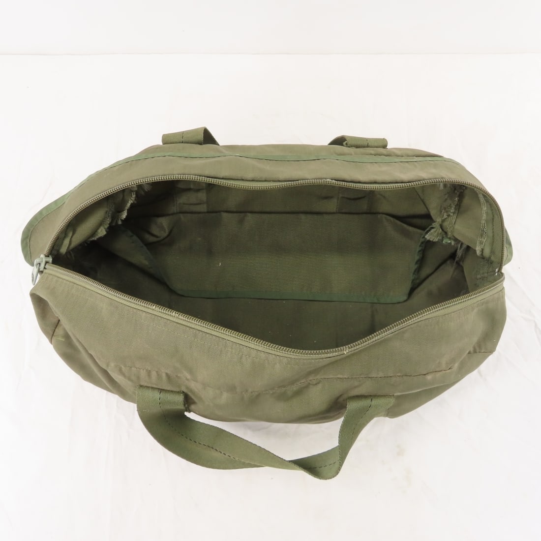 Vintage US Military Entrenching Tool, M2A1 Bag - 20