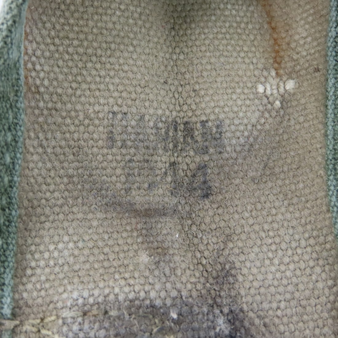 Vintage US Military Entrenching Tool, M2A1 Bag - 7